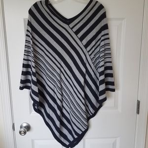 Jones New York Signature poncho.  One size fits